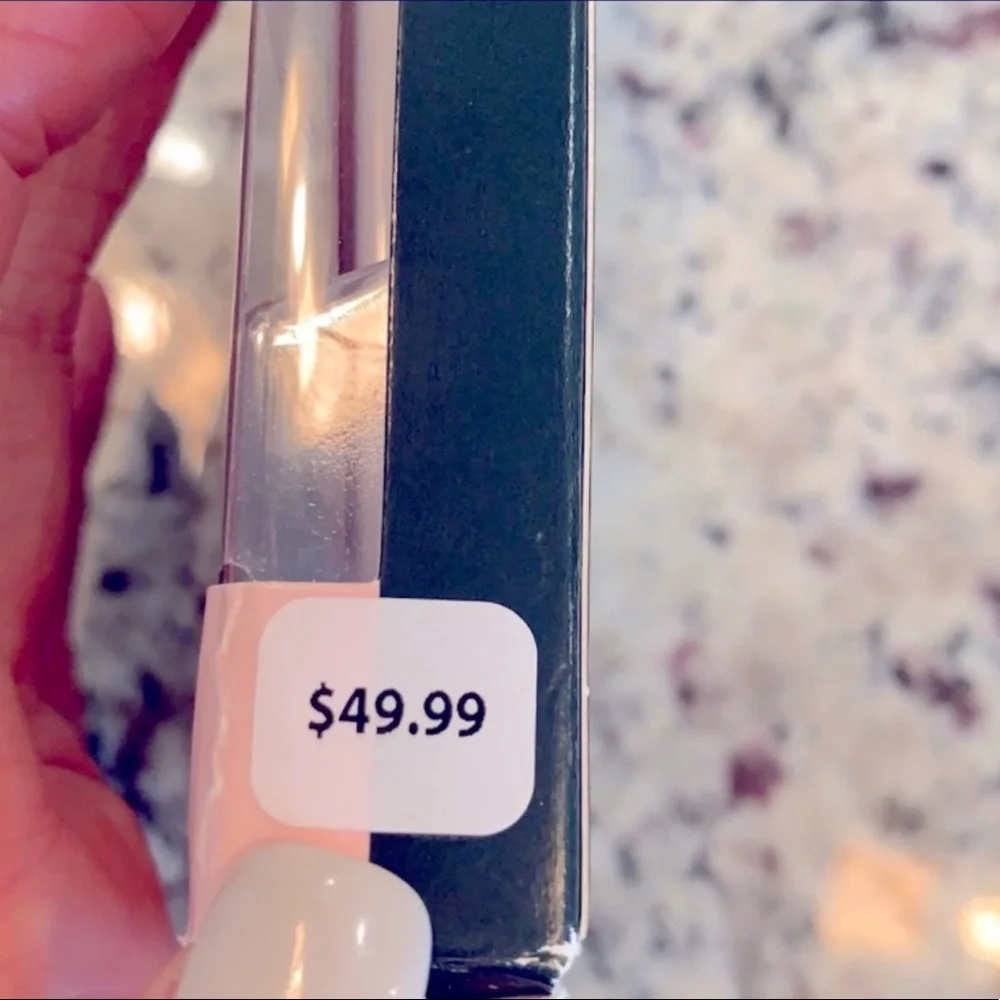 NIB ♠️ Kate Spade ♠️ iPhone 13 Pro Max & 12 Pro Max Phone Case ♠️ Daisy Chain 🌼